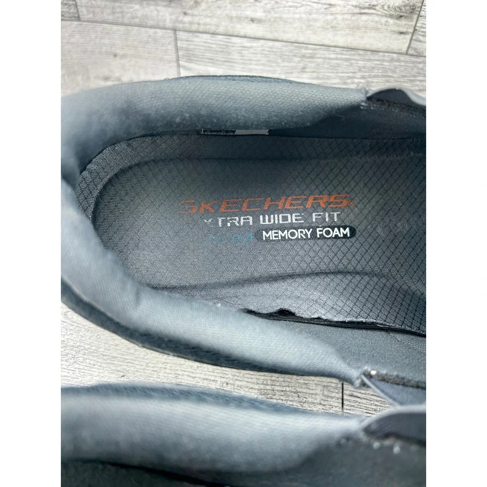 Skechers Mens Slip On Shoes Extra Wide Fit Memory Foam Gray Sz‎ 8.5